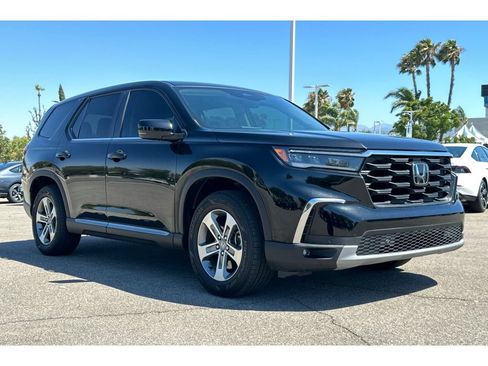 Used 2025 Honda Pilot EX-L image 8