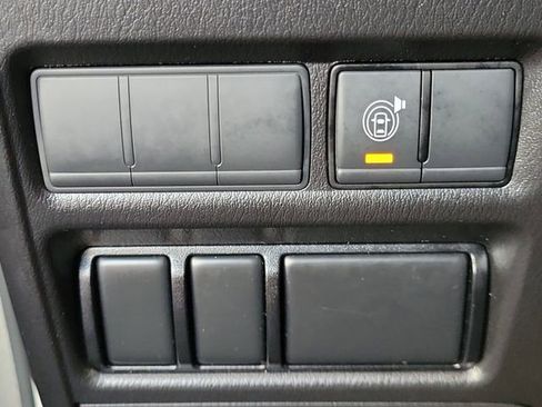 Used 2023 Nissan Armada SV image 16