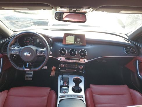 Used 2020 Kia Stinger GT2 image 26