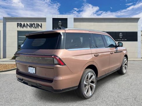 New 2026 Lincoln Navigator Black Label AWD/4WD image 7