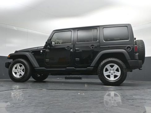 Used 2015 Jeep Wrangler Unlimited Sport w/ Quick Order Package 24S AWD/4WD image 38