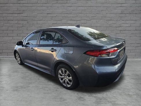 Used 2020 Toyota Corolla LE FWD image 7