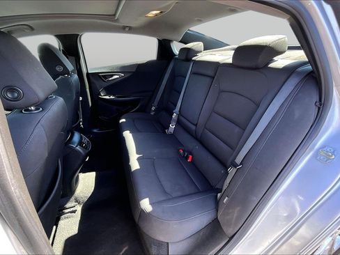 Used 2020 Chevrolet Malibu LT FWD image 24