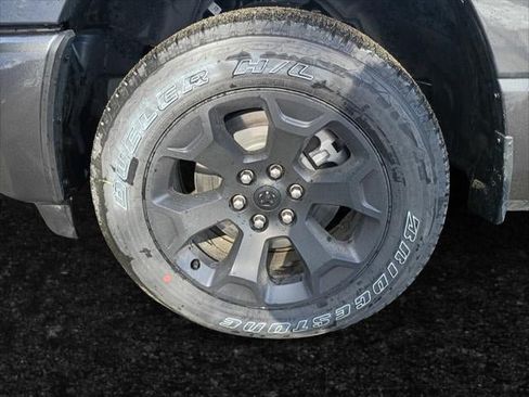 New 2026 RAM 1500 Express AWD/4WD image 31