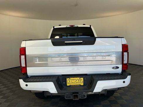 Certified 2022 Ford F350 Platinum w/ Tremor Off-Road Package AWD/4WD image 5