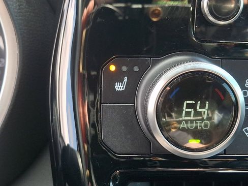 Used 2022 Toyota Highlander XSE image 25