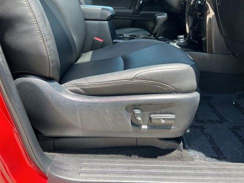 Used 2023 Toyota 4Runner 40th Anniversary SE image 33