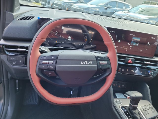 New 2026 Kia Sportage SX FWD image 29