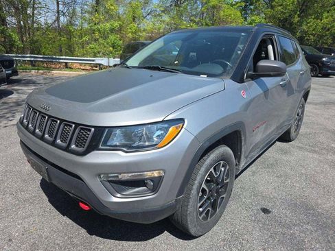 Used 2020 Jeep Compass Trailhawk w/ Leather Interior Group AWD/4WD image 1