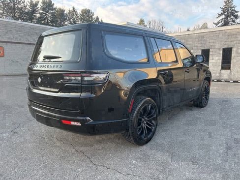 Used 2023 Jeep Grand Wagoneer Series II image 4