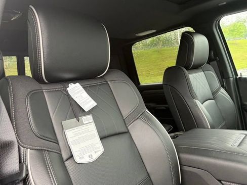 New 2026 RAM 2500 Limited AWD/4WD image 30