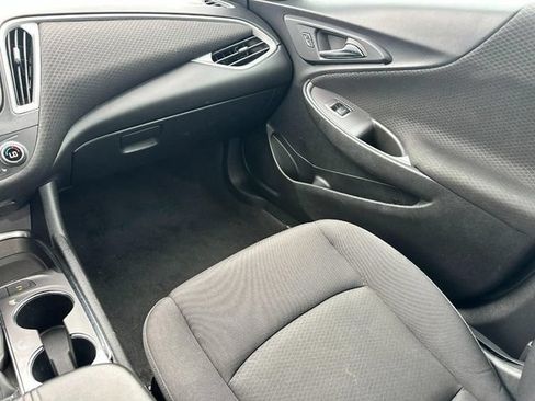 Used 2024 Chevrolet Malibu LT FWD image 15
