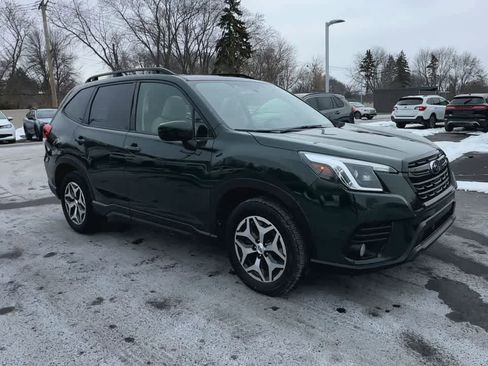 Certified 2023 Subaru Forester Premium image 2