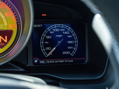 Used 2022 Ferrari F8 Tributo RWD image 43