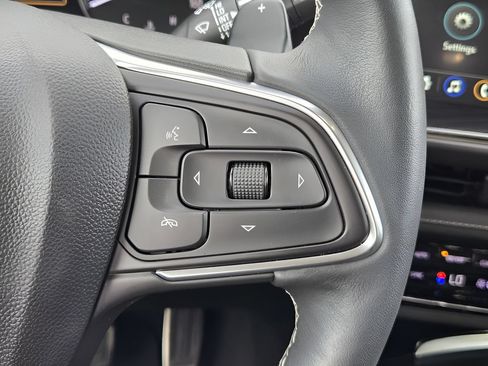 Used 2023 Buick Envision Essence w/ Sport Touring Package AWD/4WD image 27