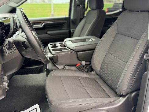 Used 2024 Chevrolet Silverado 1500 LT image 10