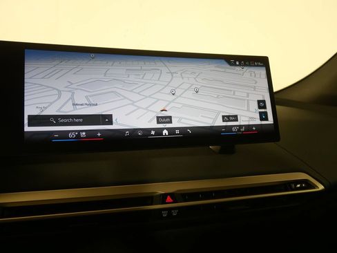 Used 2024 BMW iX xDrive50 w/ Sport Package AWD/4WD image 22