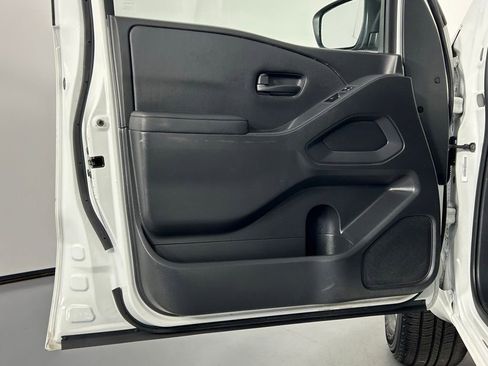 Used 2022 Nissan Frontier S RWD image 26