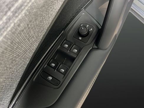 New 2026 Volkswagen Tiguan S AWD/4WD image 20