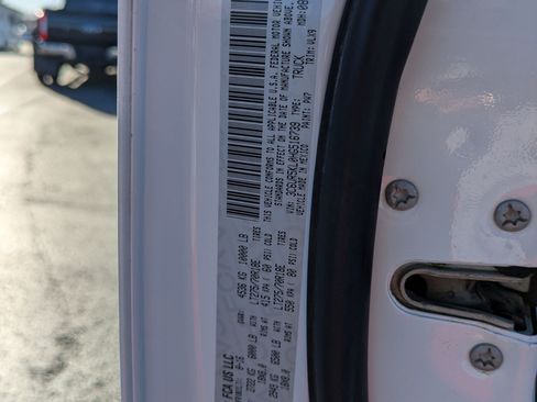Used 2017 RAM 2500 Laramie AWD/4WD image 33