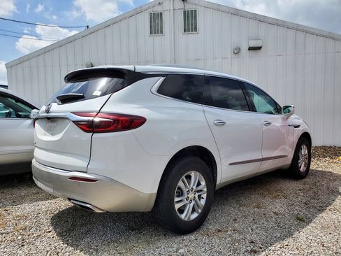 Used 2020 Buick Enclave Essence w/ Sound and Sites Package FWD image 4