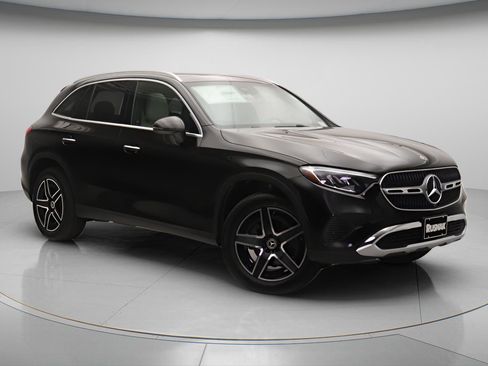 New 2026 Mercedes-Benz GLC 300 image 13