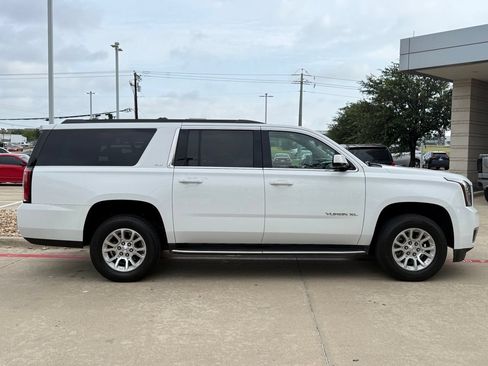 Used 2019 GMC Yukon XL SLT w/ Open Road Package RWD image 7