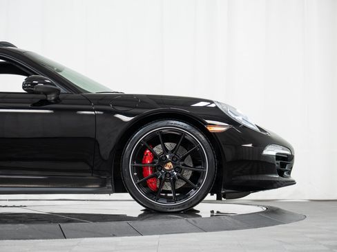 Used 2014 Porsche 911 Carrera 4S AWD/4WD image 11