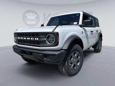 New 2026 Ford Bronco Big Bend AWD/4WD image 1