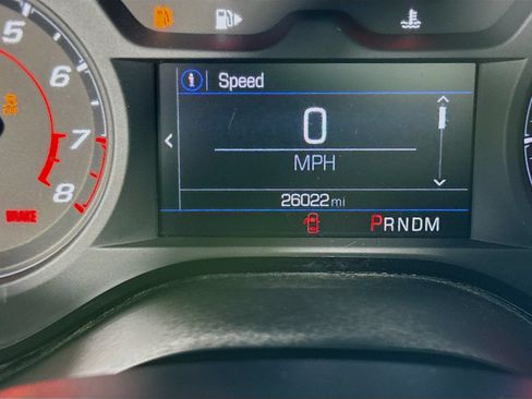 Used 2020 Chevrolet Camaro LT RWD image 12