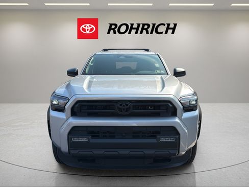 Used 2025 Toyota 4Runner SR5 RWD image 2