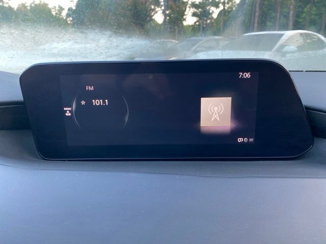 Used 2023 MAZDA MAZDA3 s FWD image 12