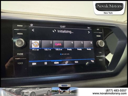 Used 2022 Volkswagen Taos SE image 23