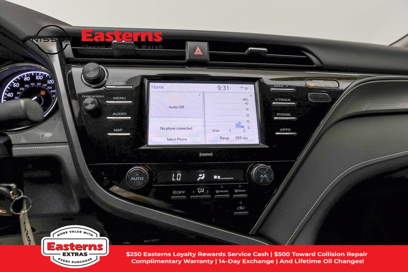 Used 2020 Toyota Camry SE w/ Protection Package (Q2) FWD image 14