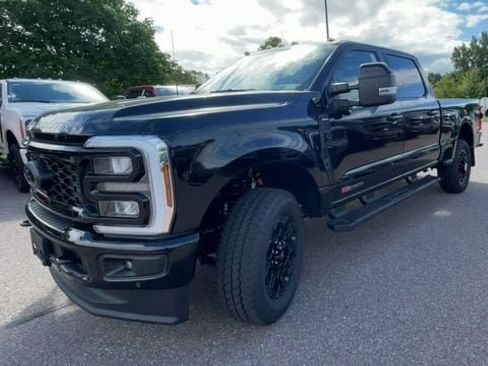 New 2026 Ford F250 Lariat w/ Black Appearance Package AWD/4WD image 6