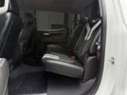 Used 2023 Chevrolet Silverado 1500 RST AWD/4WD image 6