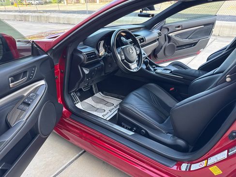Used 2017 Lexus RC F w/ Premium Package RWD image 31
