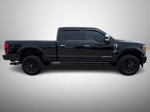 Used 2018 Ford F250 Platinum w/ Platinum Ultimate Package image 4