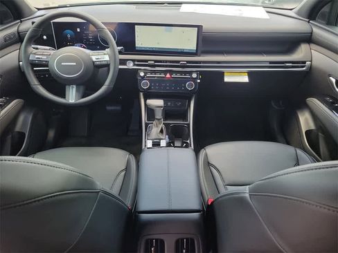New 2025 Hyundai Santa Cruz Limited image 13
