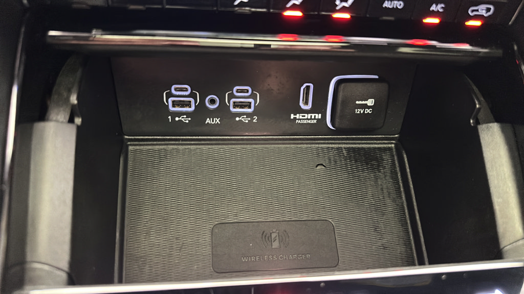 Used 2023 Jeep Grand Cherokee Summit AWD/4WD image 22