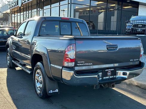 Used 2013 Toyota Tacoma 4x4 Double Cab w/ SR5 Pkg image 8