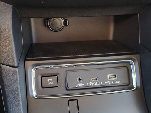 New 2026 Subaru Ascent Limited image 12