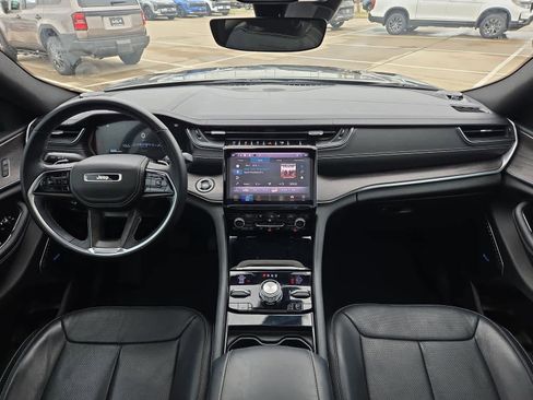 Used 2022 Jeep Grand Cherokee L Overland image 14