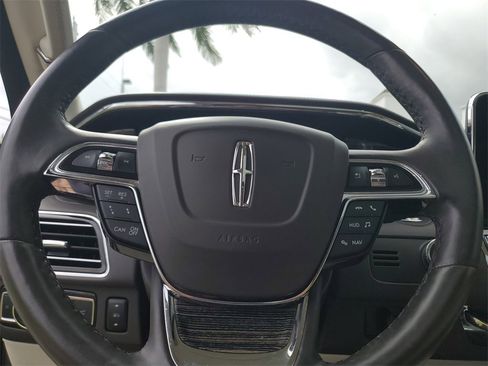 Used 2021 Lincoln Navigator Black Label w/ Cargo Convenience Package image 21