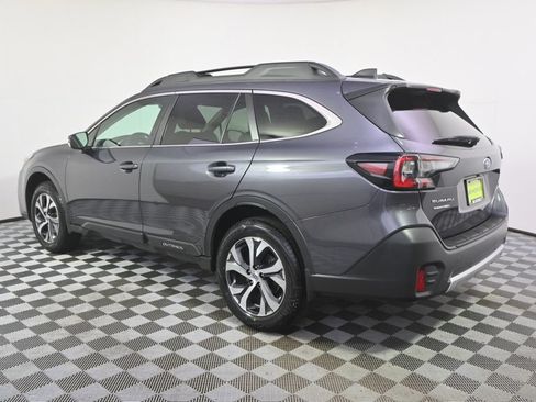 Used 2022 Subaru Outback Limited w/ Popular Package #2 AWD/4WD image 3