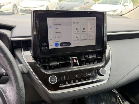 Used 2025 Toyota Corolla LE FWD image 23