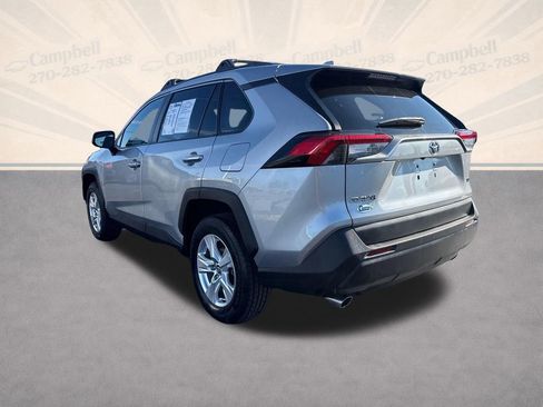 Used 2020 Toyota RAV4 XLE w/ Convenience Package image 3