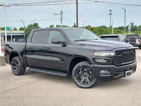 Used 2025 RAM 1500 Big Horn AWD/4WD image 33