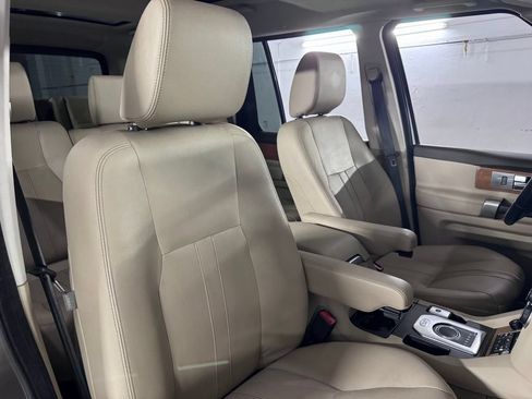 Used 2016 Land Rover LR4 HSE AWD/4WD image 52