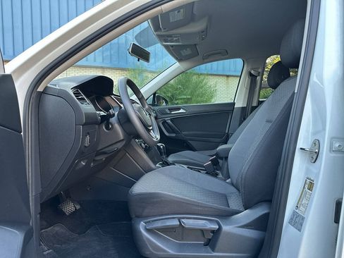 Used 2021 Volkswagen Tiguan S FWD image 16